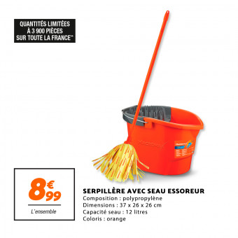 Serpillère avec seau essoreur chez Netto